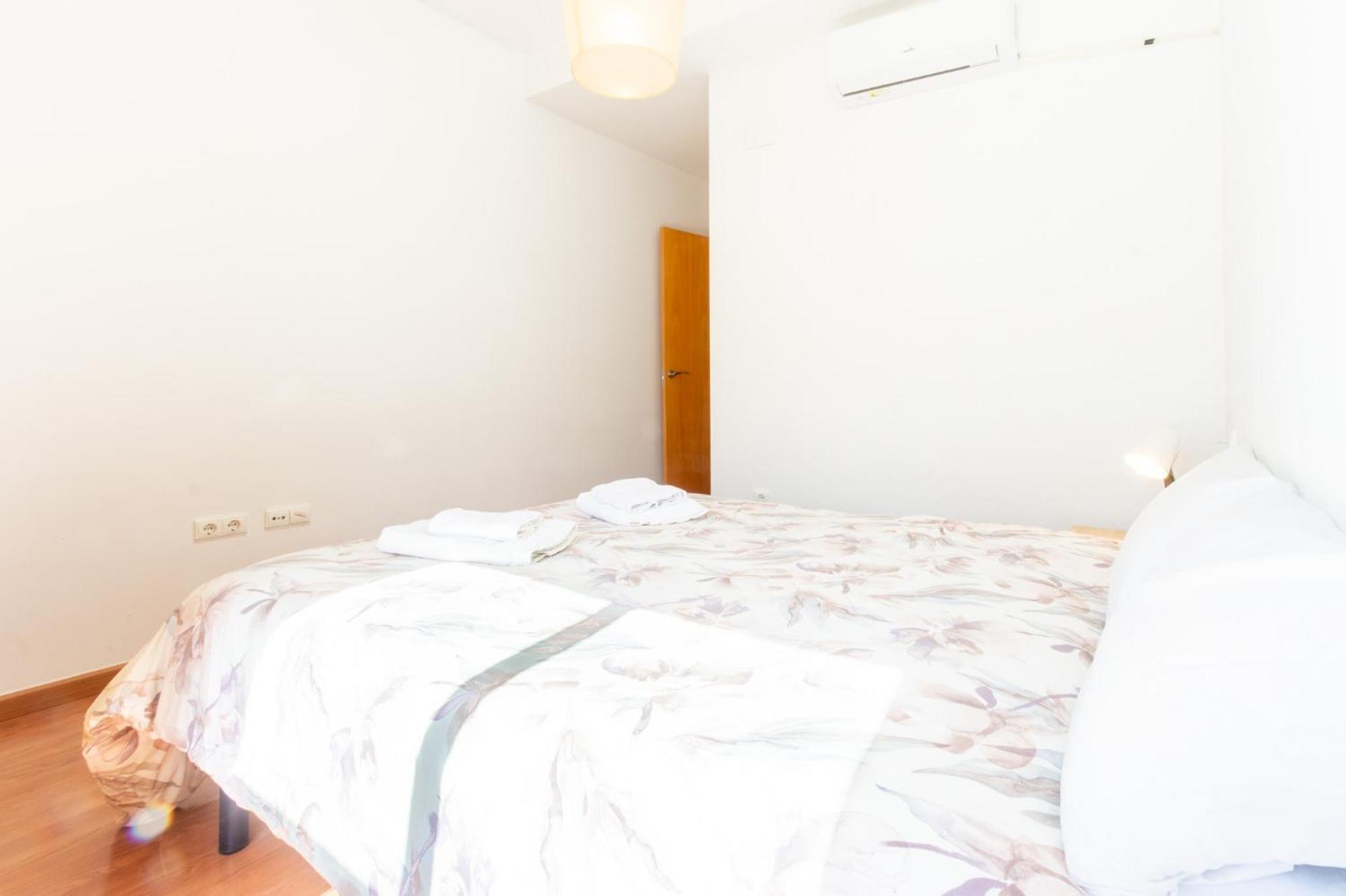 Apartamento Cerca Del Mar Y Aeropuerto อาลิกันเต ภายนอก รูปภาพ