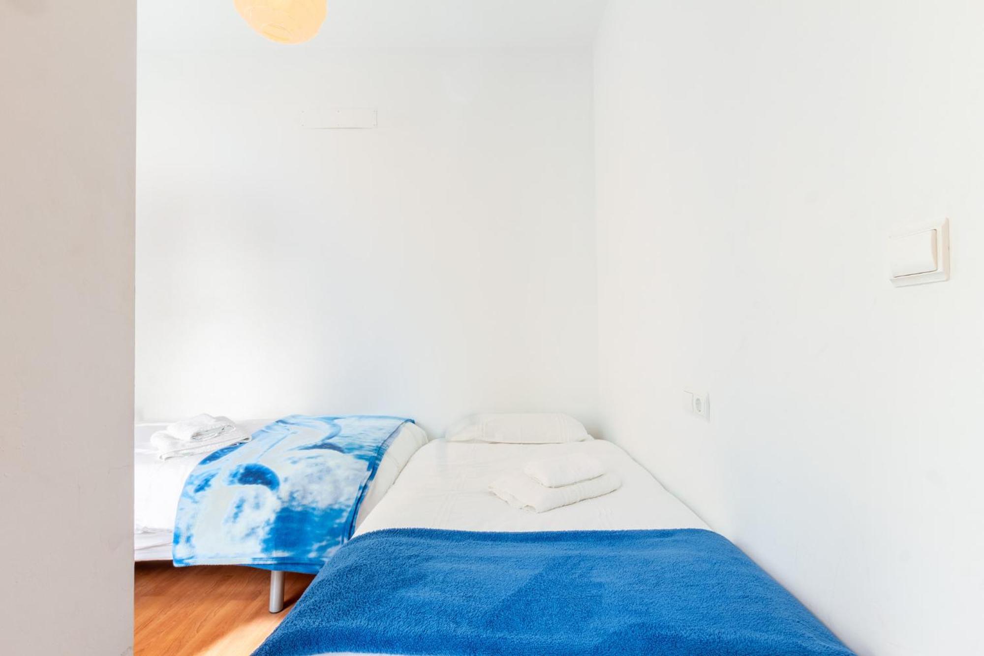 Apartamento Cerca Del Mar Y Aeropuerto อาลิกันเต ภายนอก รูปภาพ