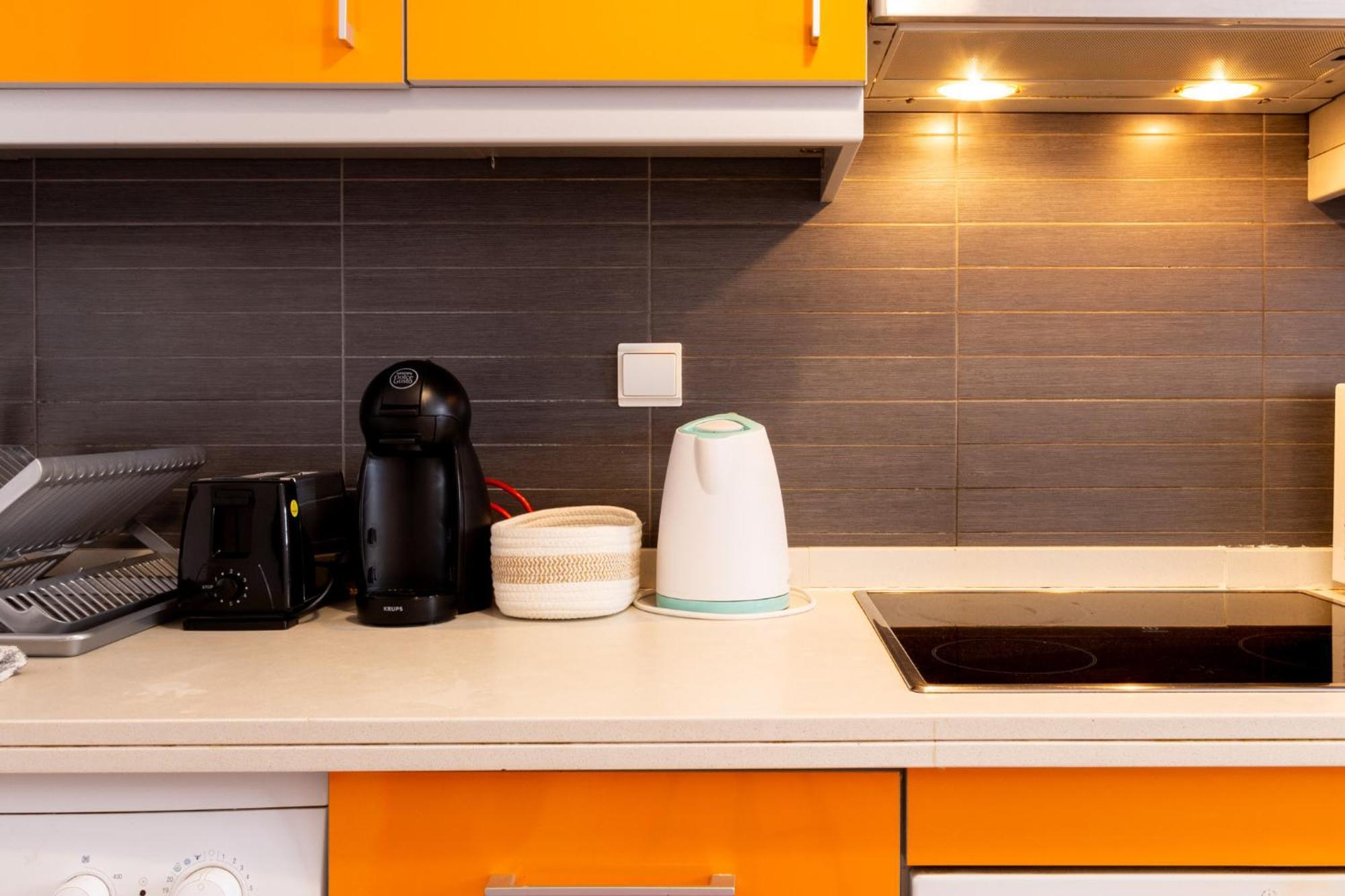 Apartamento Cerca Del Mar Y Aeropuerto อาลิกันเต ภายนอก รูปภาพ